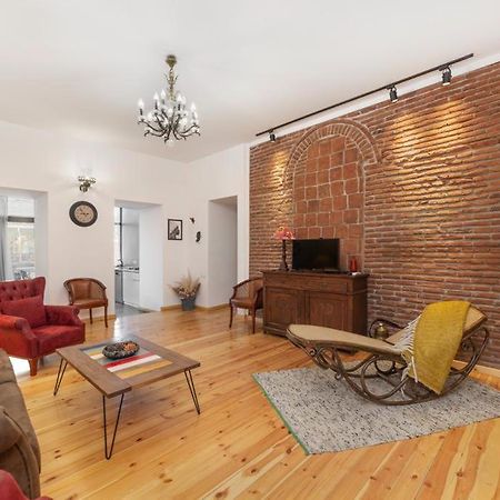 Appartamento Duplex Opera 3 Tbilisi Esterno foto