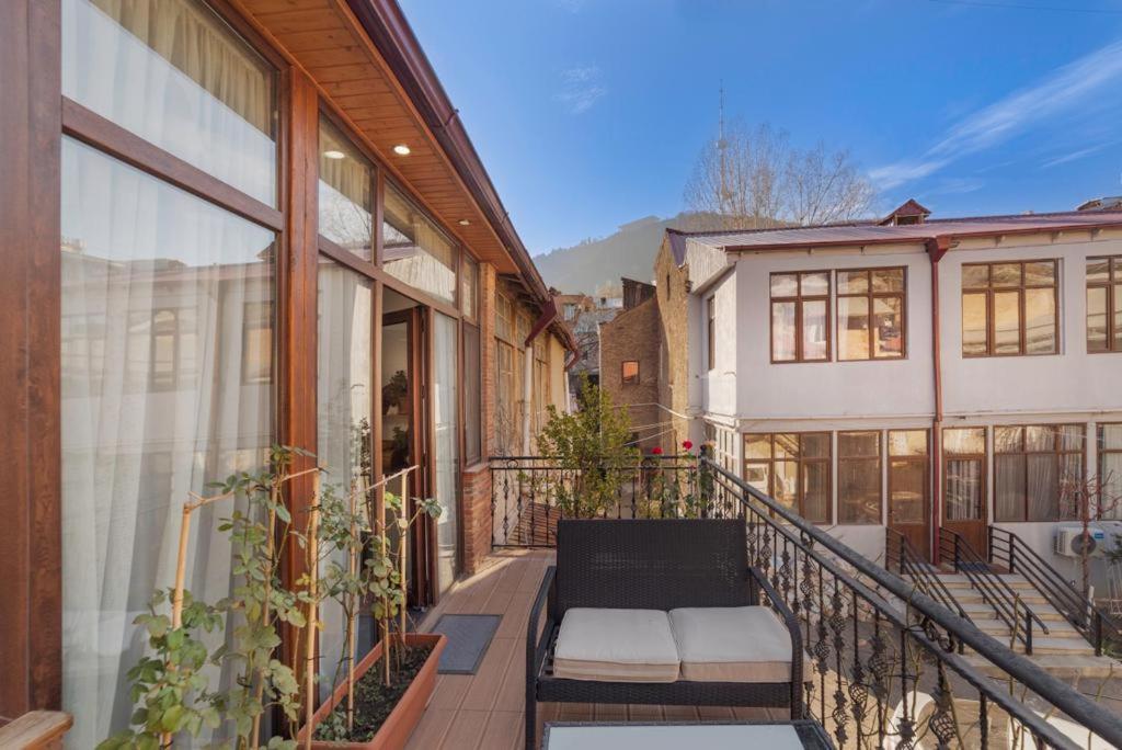 Appartamento Duplex Opera 3 Tbilisi Esterno foto