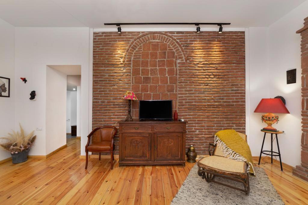 Appartamento Duplex Opera 3 Tbilisi Esterno foto